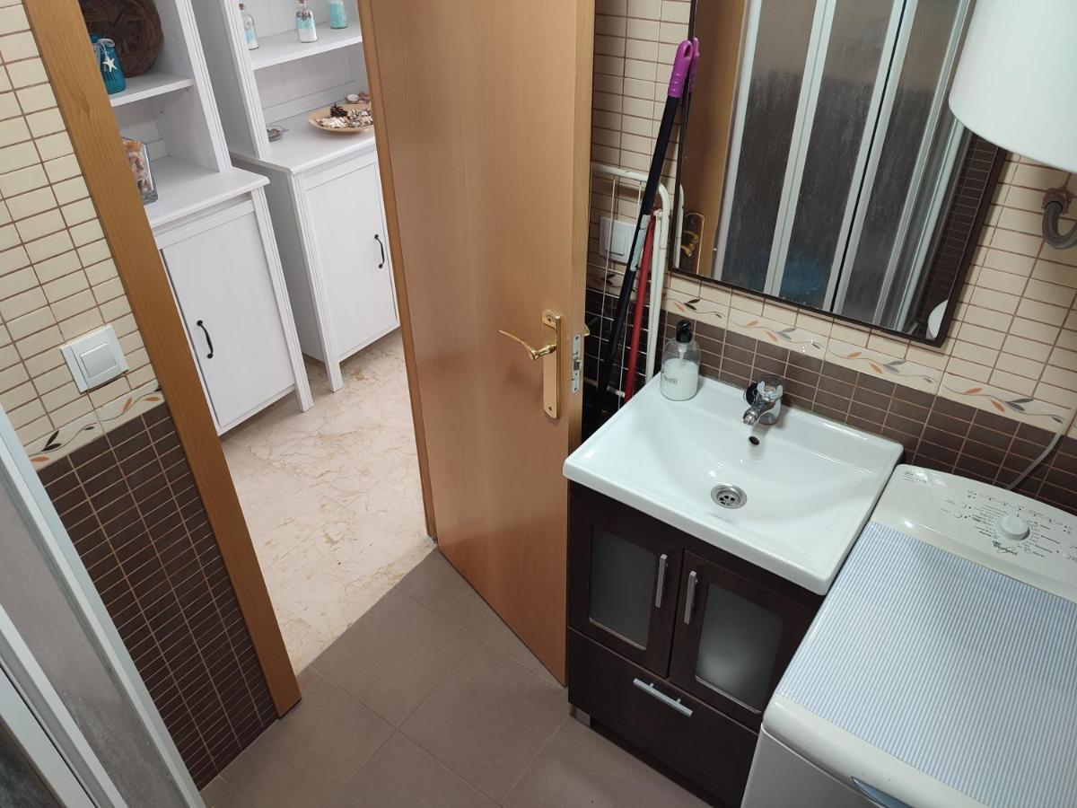 Appartamento Apartamento Primera Linea Roca Chica Torremolinos Esterno foto