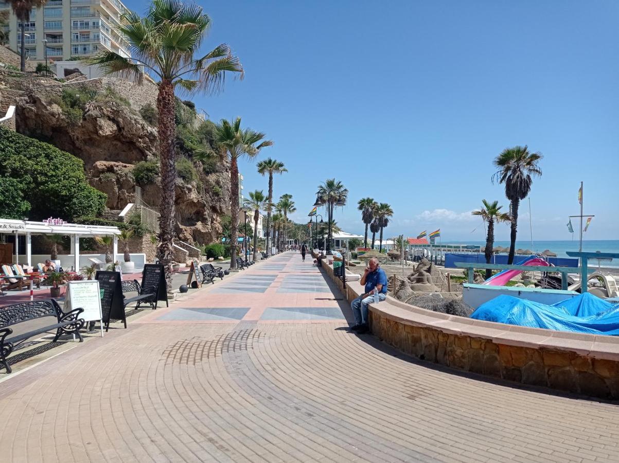 Appartamento Apartamento Primera Linea Roca Chica Torremolinos Esterno foto